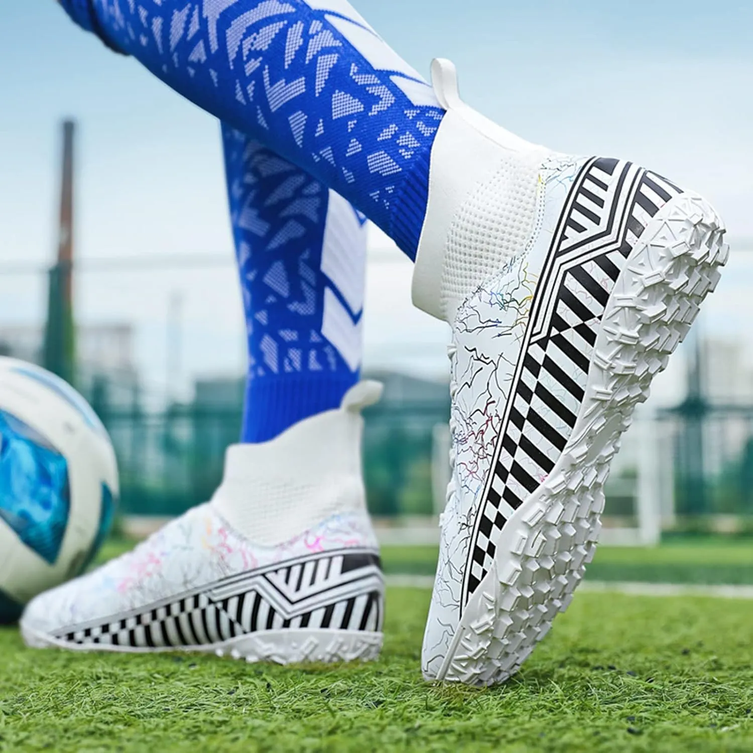 AIRFUL Men's Football Boots Boy's High-Top Sock Cleats Spikes Soccer Football Shoes Outdoor Professional Athletic Training Shoes Competition Shoes (Color : C, Size : 5.5 Women/4 Men)
