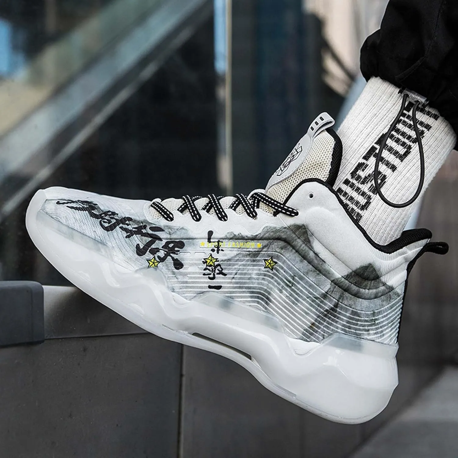Mens and Womens Mid Top Lace Up Basketball Sneakers Comfortable and Breathable Running Shoes Anti Slip and Wear Resistant Walking Shoes Couple Park Walking Shoes Fitness Training Shoes