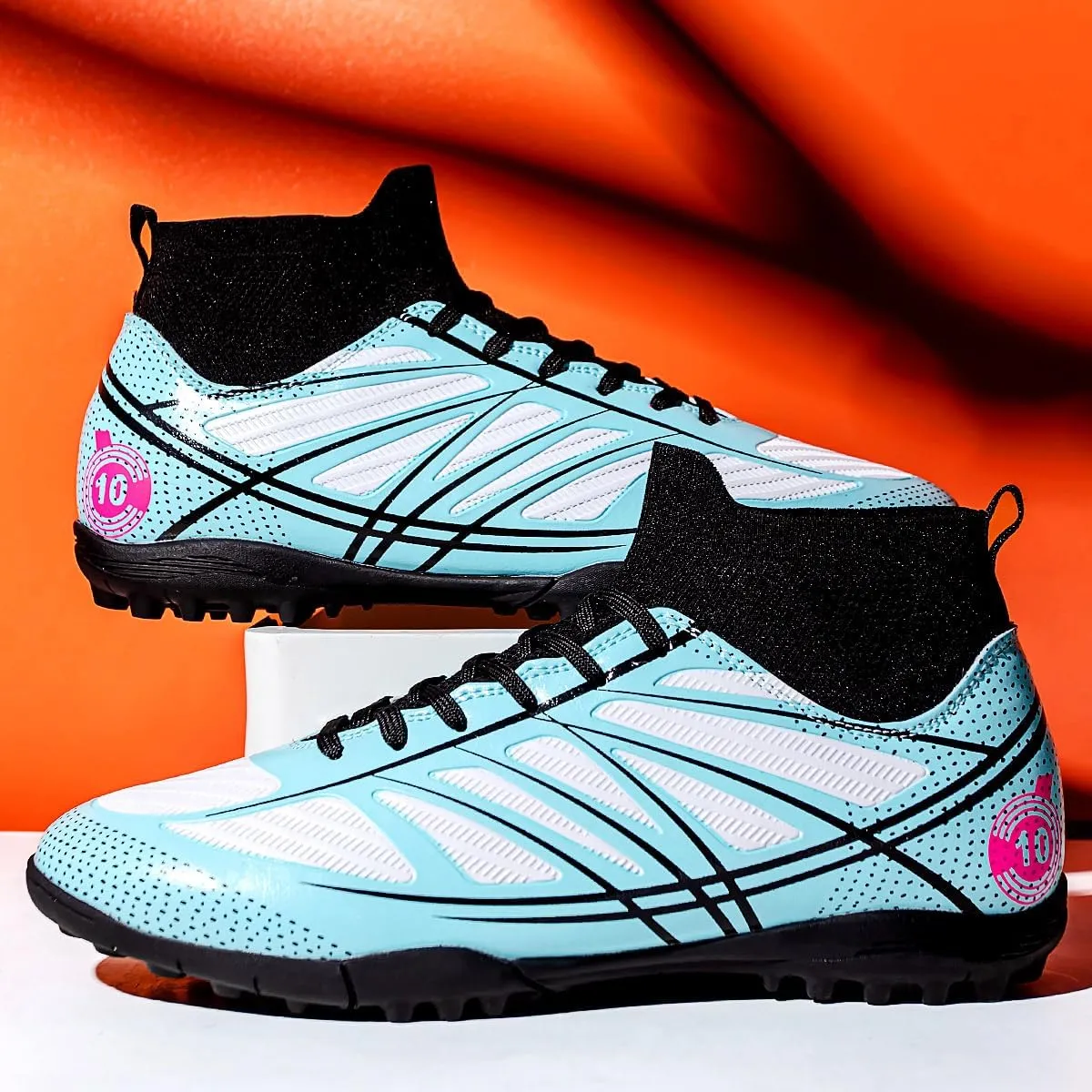 Men's Anti Slip and wear-Resistant Soccer Shoes, Outdoor Lightweight high top Training Football Shoes.