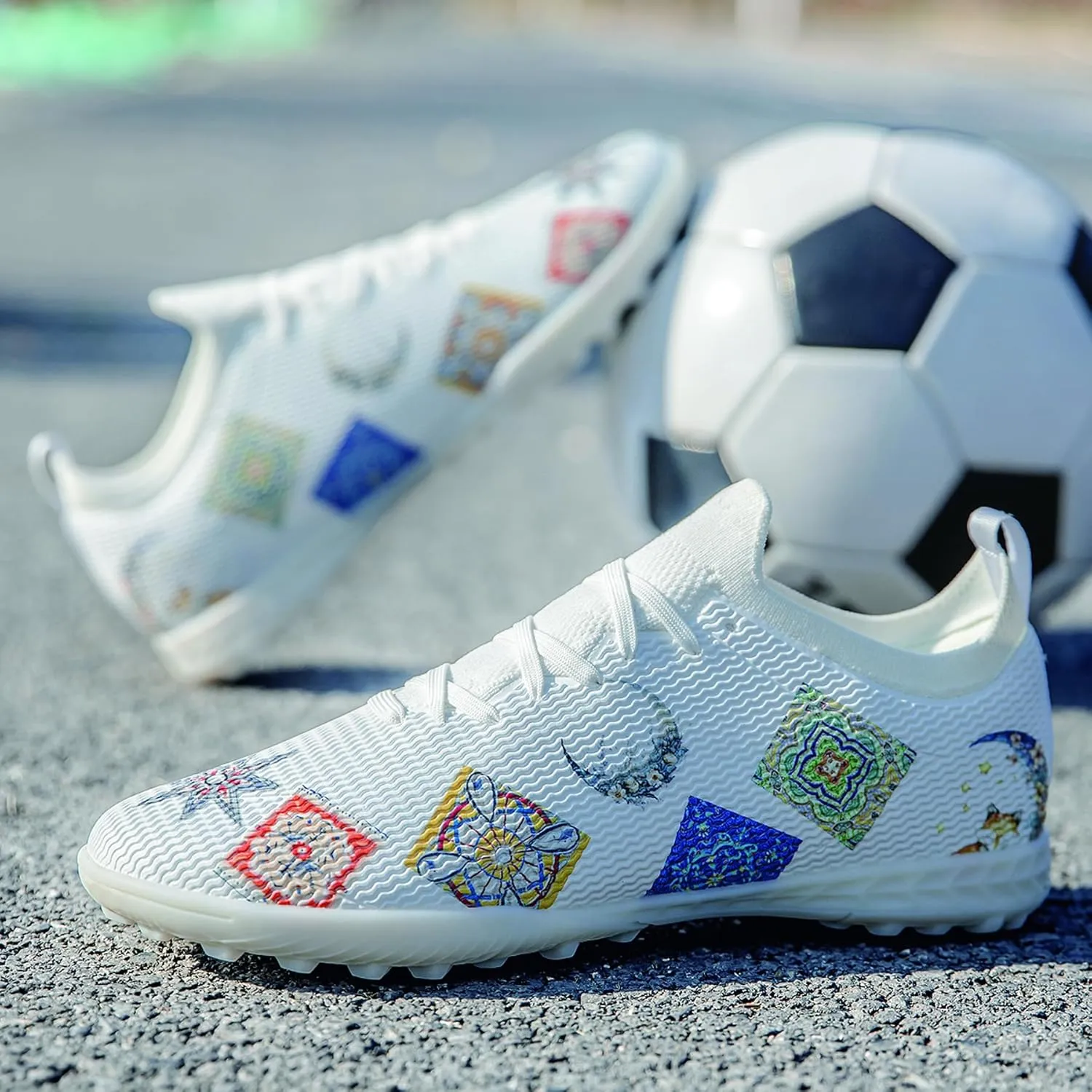 Men's Football Shoes, Indoor and Outdoor Artificial Field Shoes, Low top, Medium Width Version, Training Football Boots
