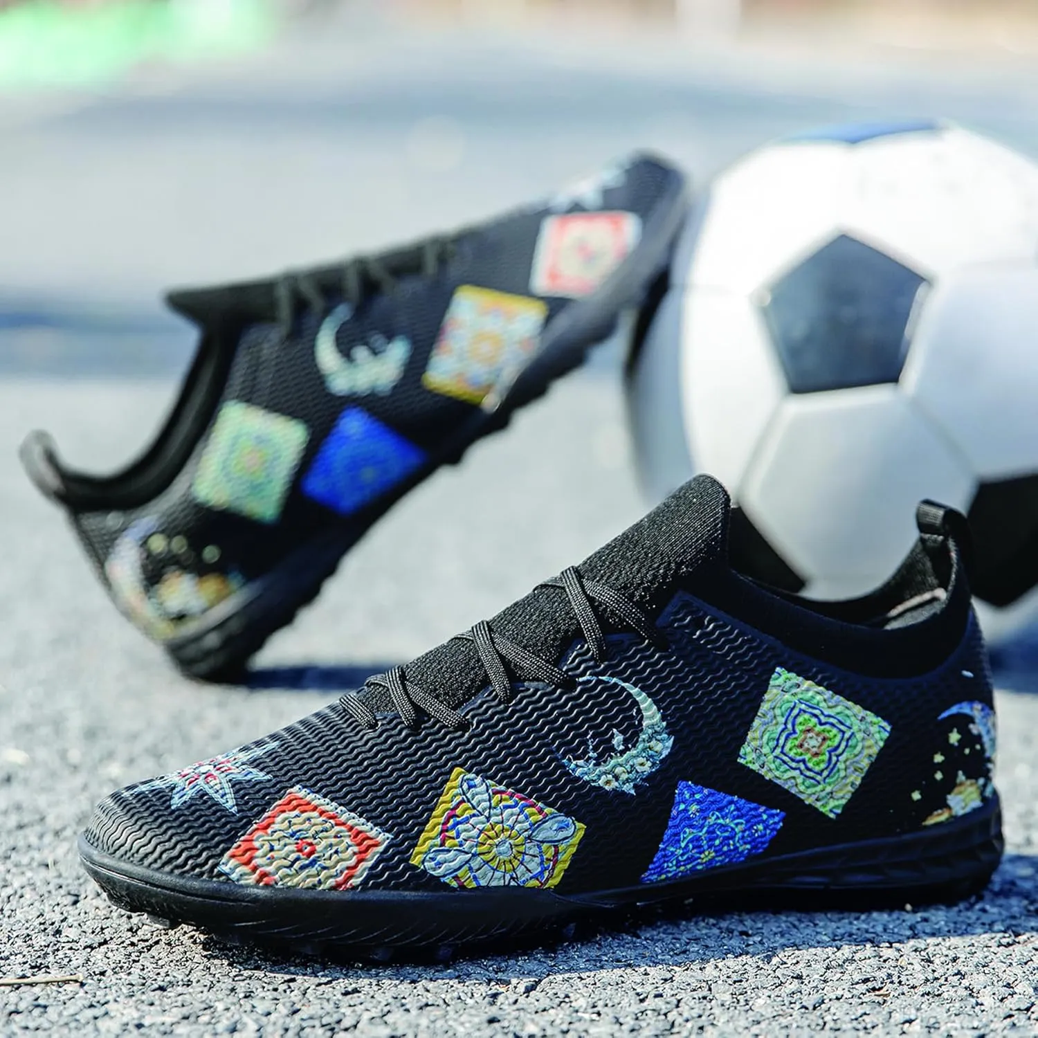 Men's Football Shoes, Indoor and Outdoor Artificial Field Shoes, Low top, Medium Width Version, Training Football Boots