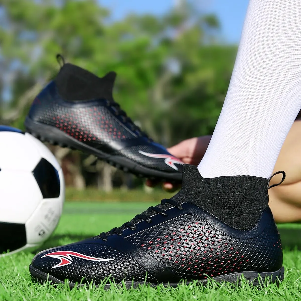 Men's Football Shoes Outdoor Lightweight high top Anti Slip Sports Boots, Stable Support, Anti Slip and Durable