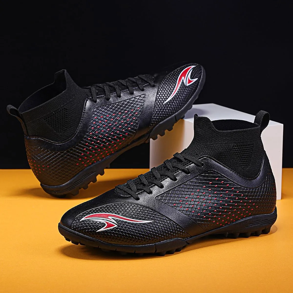 Men's Football Shoes Outdoor Lightweight high top Anti Slip Sports Boots, Stable Support, Anti Slip and Durable