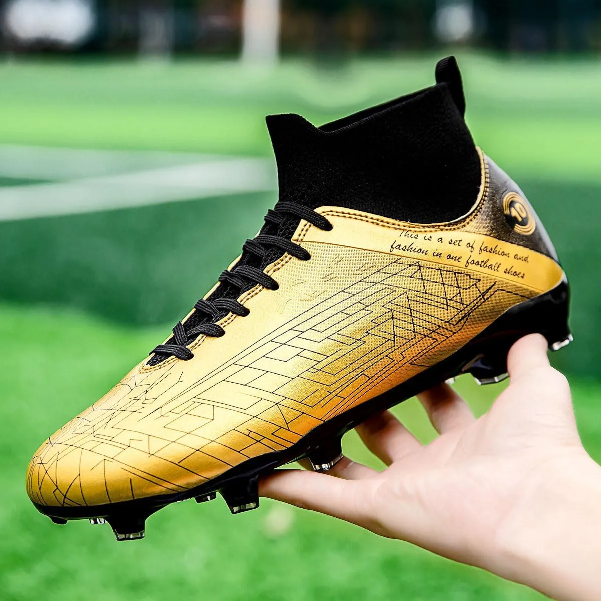 Men's Football Shoes with lace up Anti Slip Spikes are Lightweight, Comfortable, Anti Slip, and Durable, Suitable for Professional Match Training