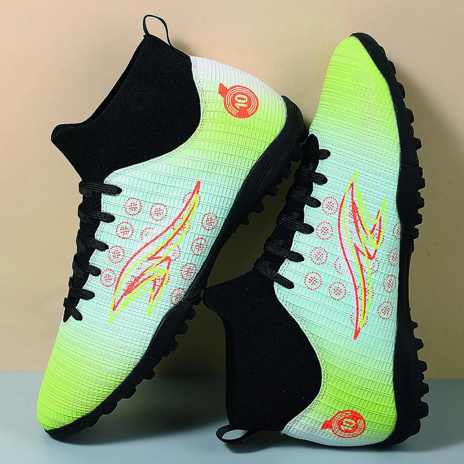 Men's high top Breathable Soccer Shoes, Lightweight lace up Sports Shoes, Indoor and Outdoor Football Shoes