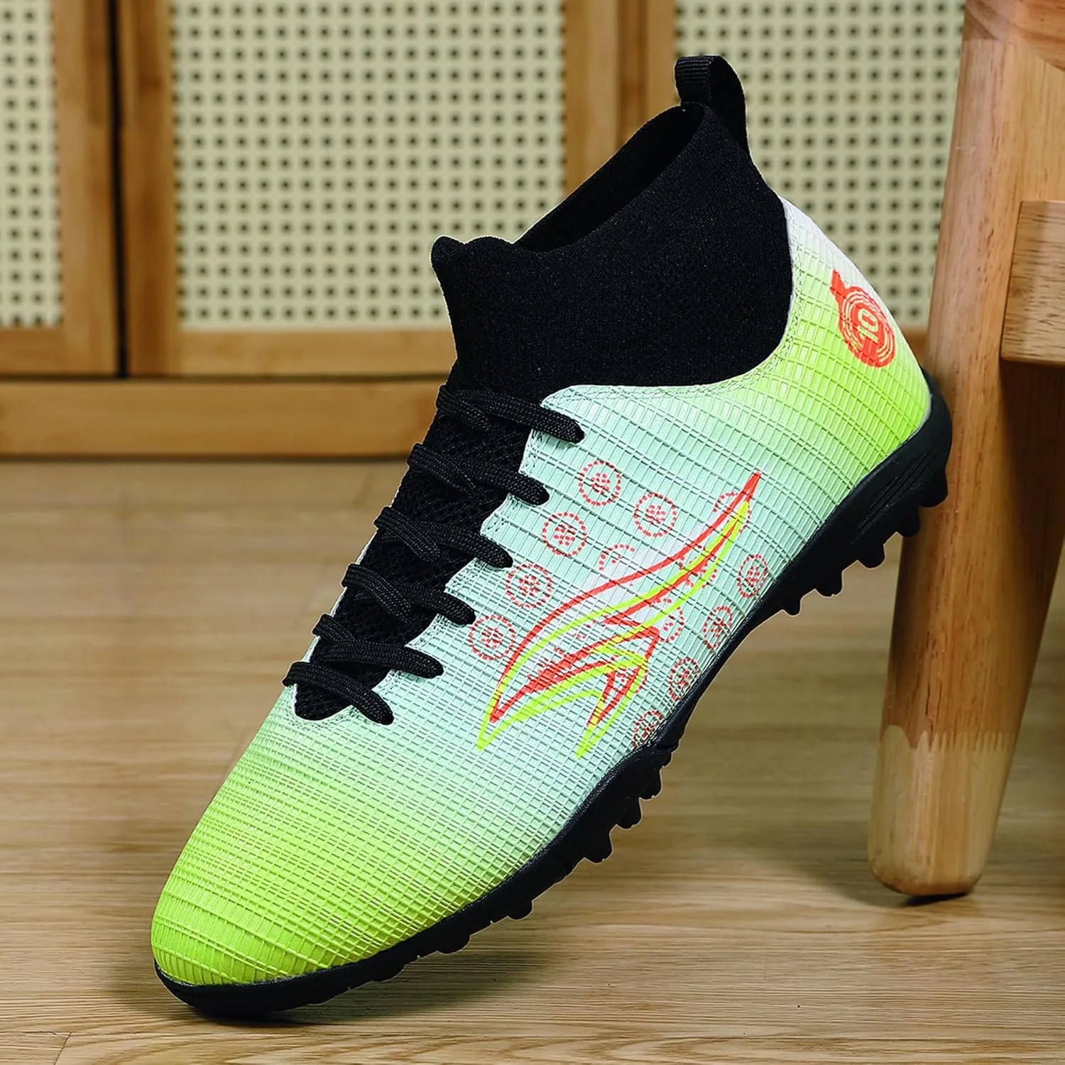 Men's high top Breathable Soccer Shoes, Lightweight lace up Sports Shoes, Indoor and Outdoor Football Shoes