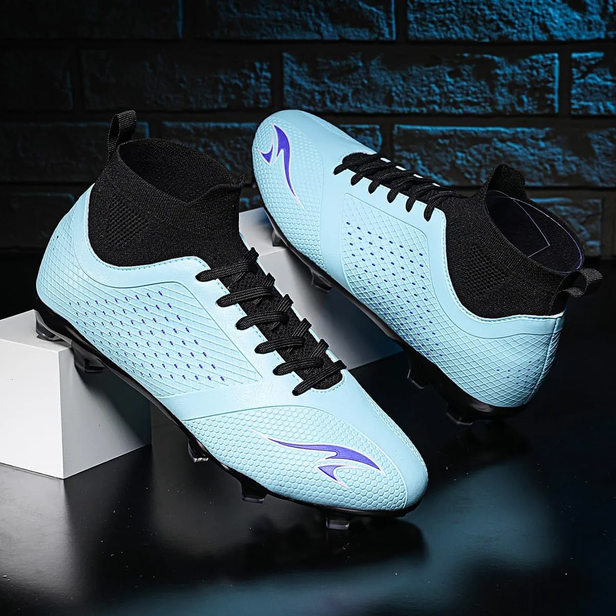 Men's high top Soccer Shoes, Suitable for Professional Match Training, can be Worn Indoors and Outdoors, Breathable and Lightweight