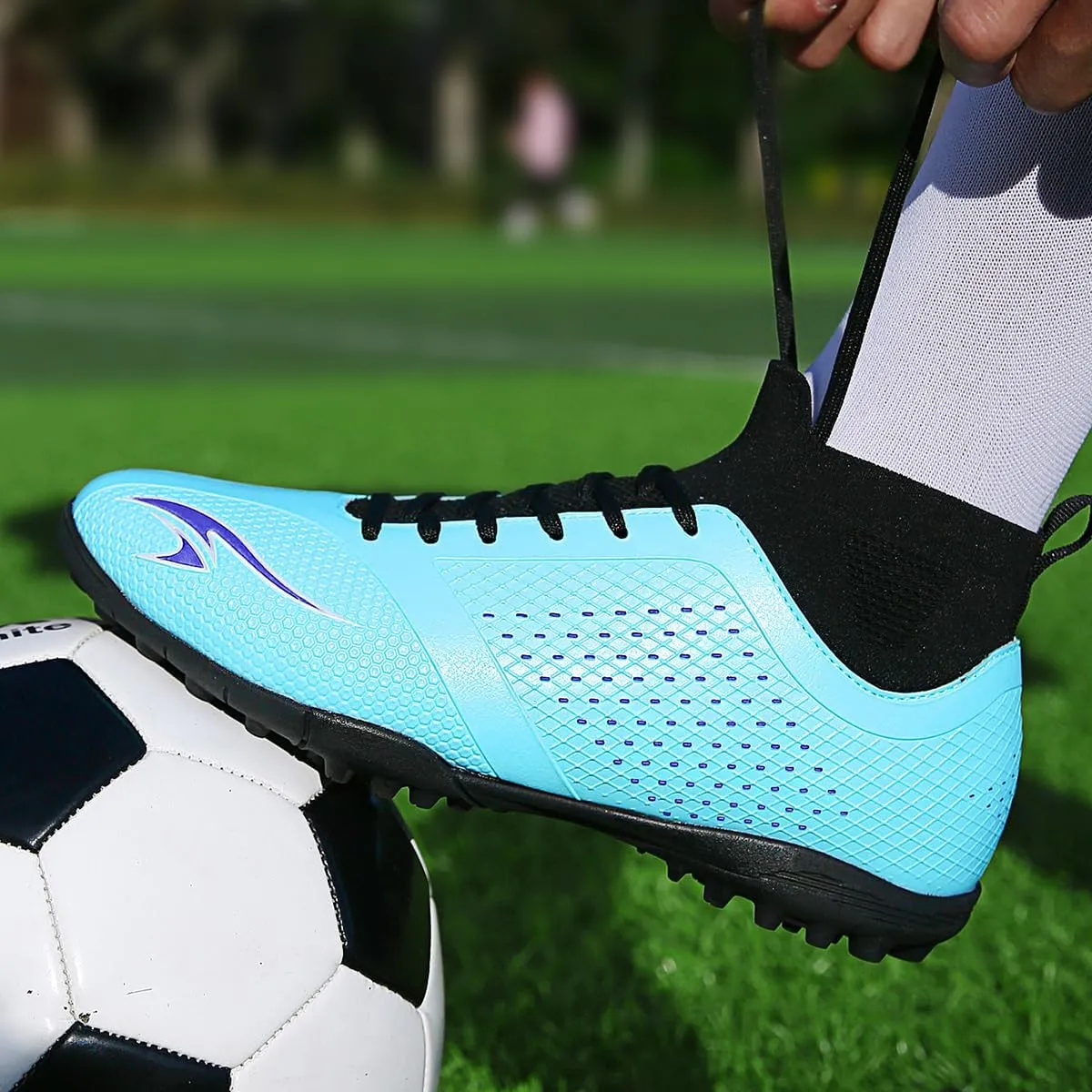 Men's high top Soccer Shoes, Suitable for Professional Match Training, can be Worn Indoors and Outdoors, Breathable and Lightweight