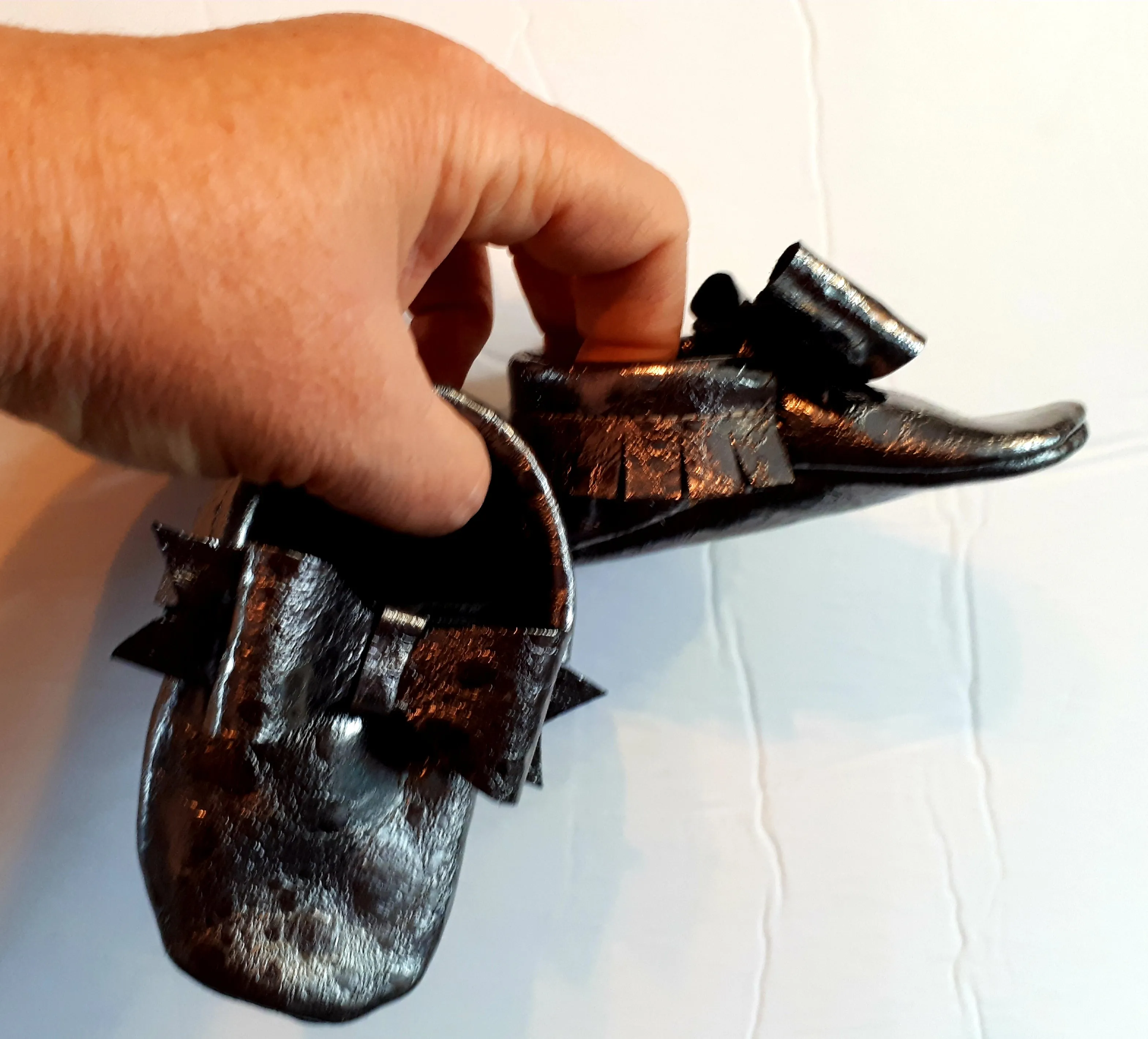 Metallic moccs