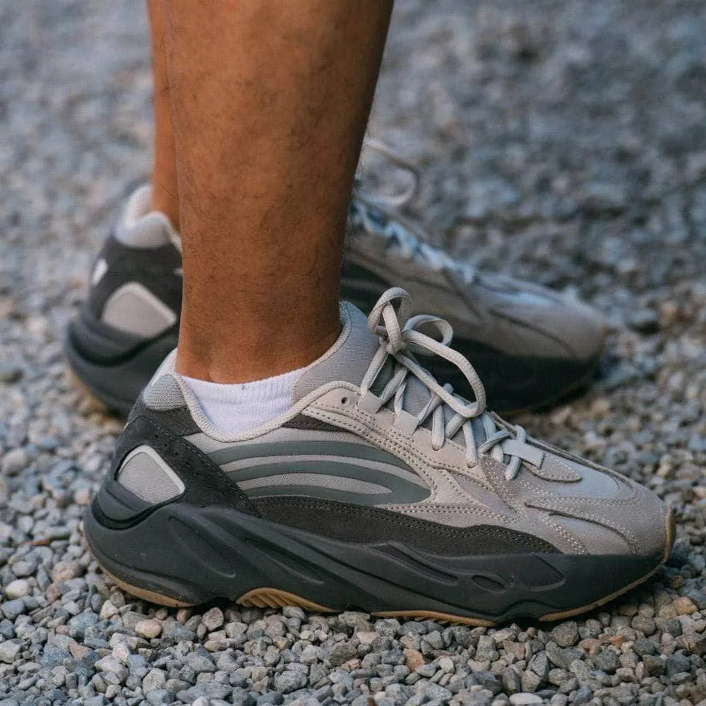 YEEZY BOOST 700 V2 TEPHRA